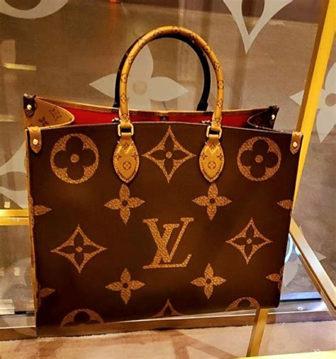 louis vuitton white plains reviews|louis vuitton white plains bloomingdale's.